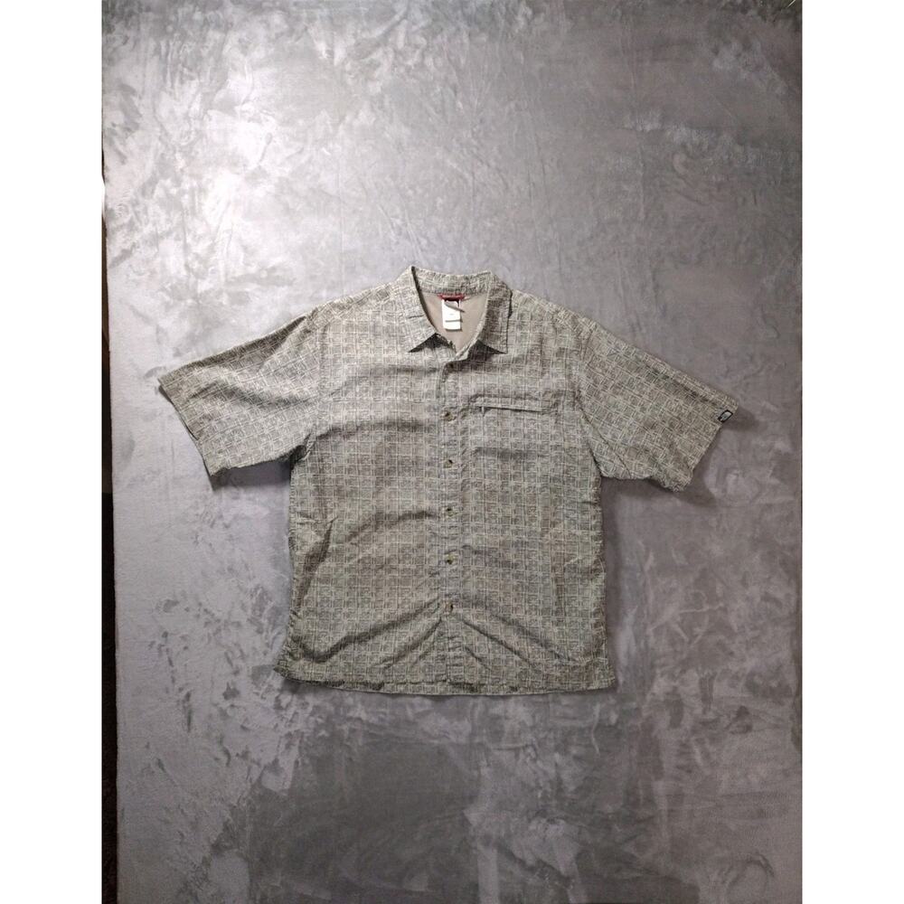 The North Face Shirt Mens M Green Floral Short Sleeve Outdoors Hiking Fishing